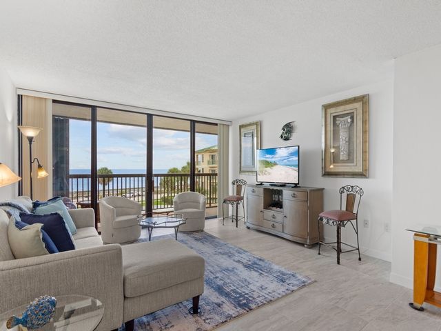 4141 Ocean Drive 402, Vero Beach, FL 32963