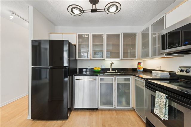 440 N MCCLURG Court 512, Chicago, IL 60611