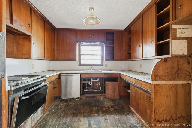 15200 N 113th East Avenue, Collinsville, OK 74021