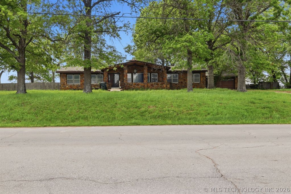 15200 N 113th East Avenue, Collinsville, OK 74021