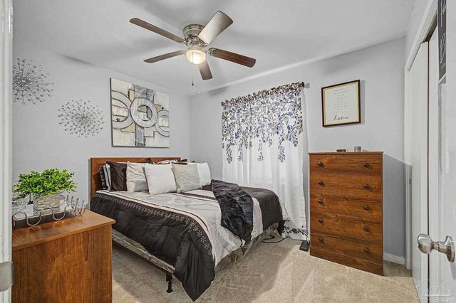 5706 Ventura Ln, Pensacola, FL 32526