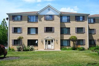 9360 Hamilton Court A, Des Plaines, IL 60016