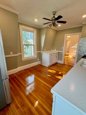 20 Peirce Rd 2, Lynn, MA 01902