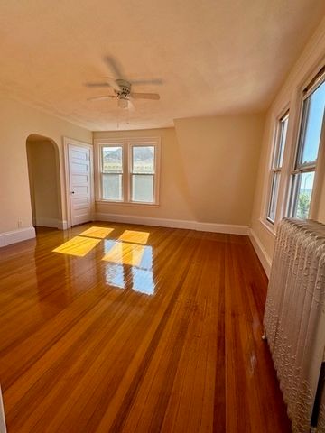 20 Peirce Rd 2, Lynn, MA 01902