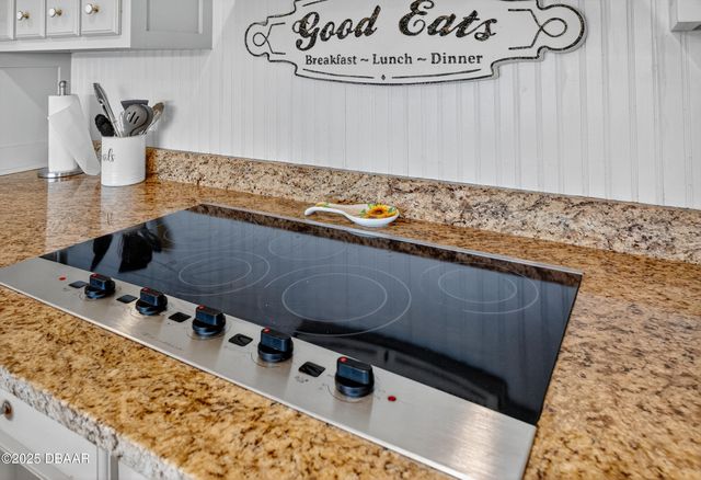 1713 Reynolds Road, Deleon Springs, FL 32130