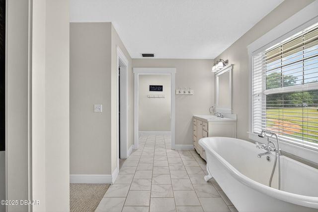 1713 Reynolds Road, Deleon Springs, FL 32130