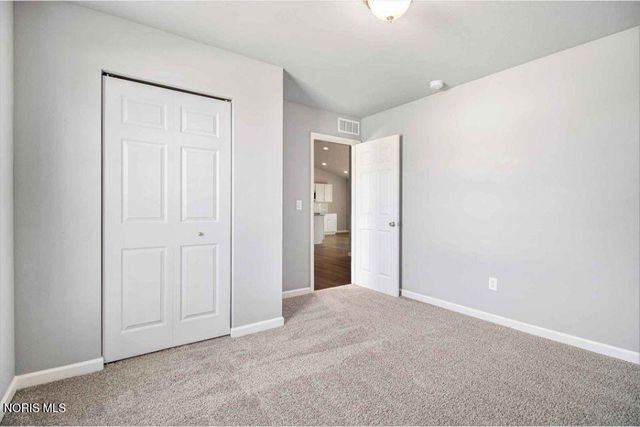 323 Crabtree Lane, Delta, OH 43515