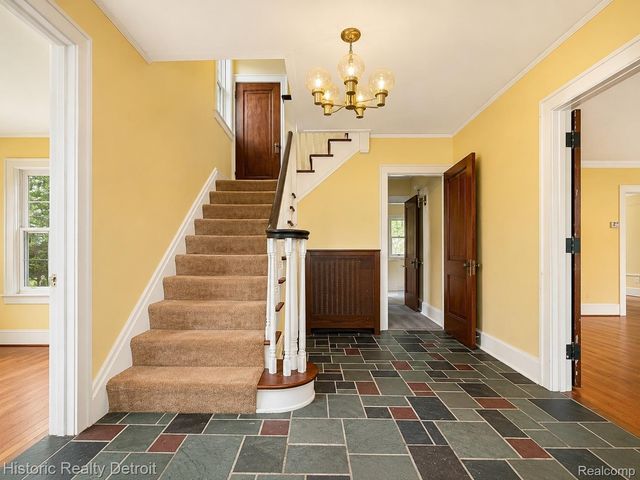 505 Fiske Drive, Detroit, MI 48214