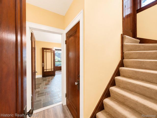 505 Fiske Drive, Detroit, MI 48214