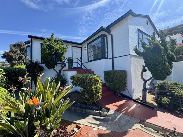 4452 Orchard Avenue, San Diego, CA 92107