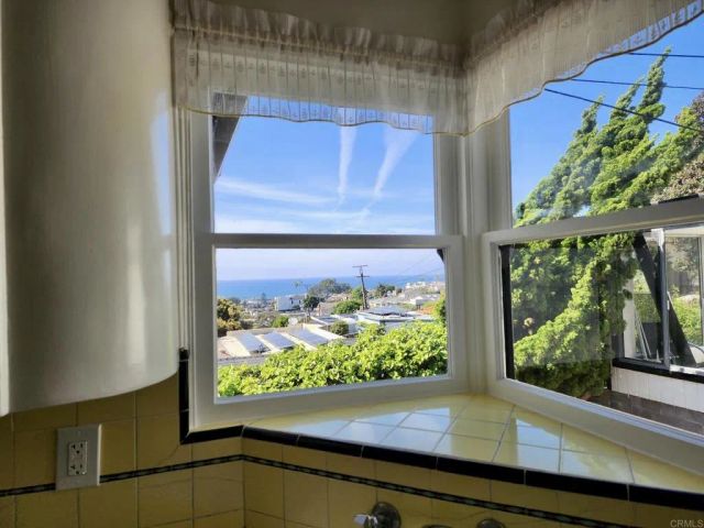 4452 Orchard Avenue, San Diego, CA 92107