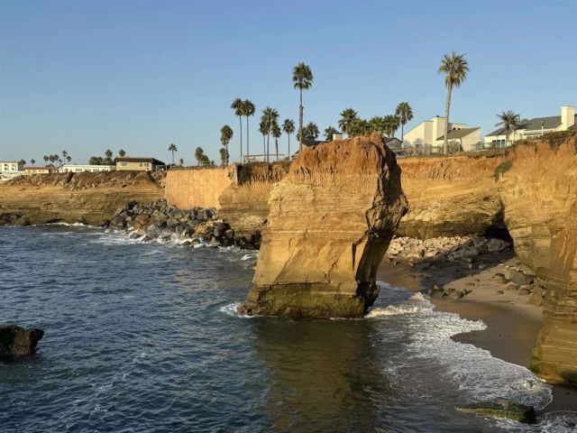 4452 Orchard Avenue, San Diego, CA 92107