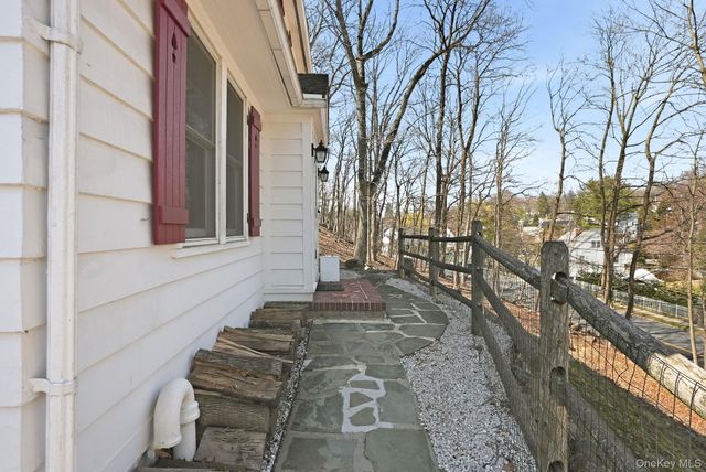 68 Allen Street, Dobbs Ferry, NY 10522