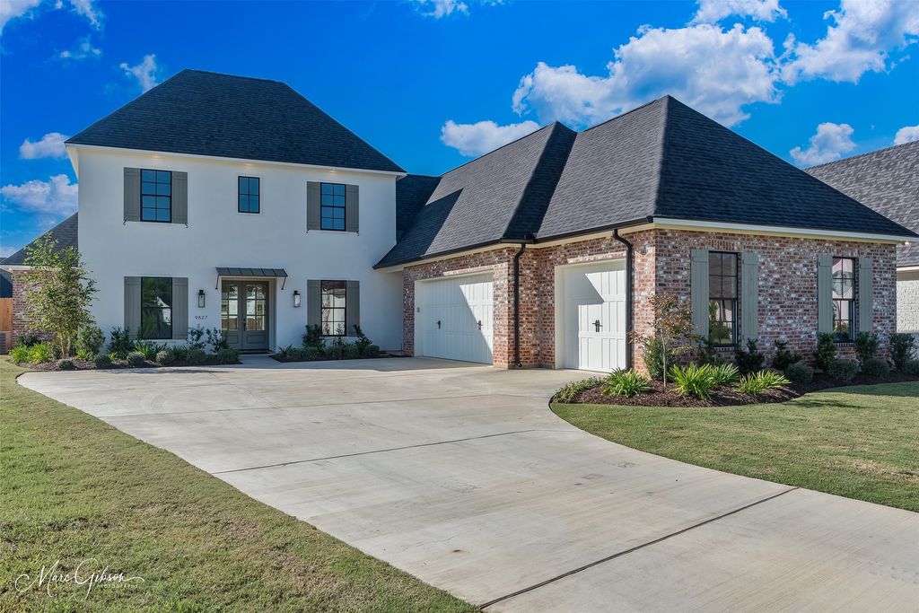 9827 Canebrake Lane, Shreveport, LA 71106