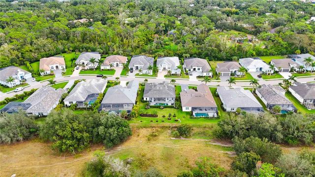 7071 TAMWORTH PARKWAY, Sarasota, FL 34241