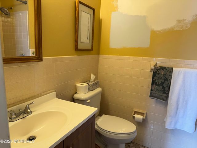 16 Vera Cruz Court, Toms River, NJ 08757