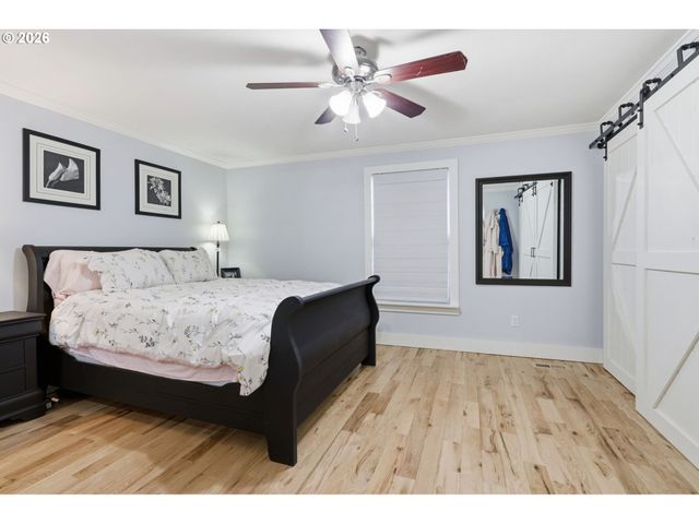 2695 DILLOW Dr, West Linn, OR 97068