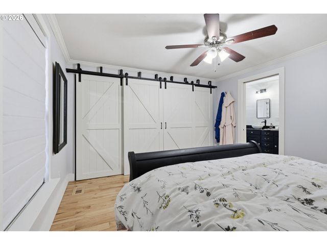 2695 DILLOW Dr, West Linn, OR 97068