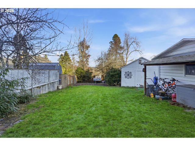 2695 DILLOW Dr, West Linn, OR 97068