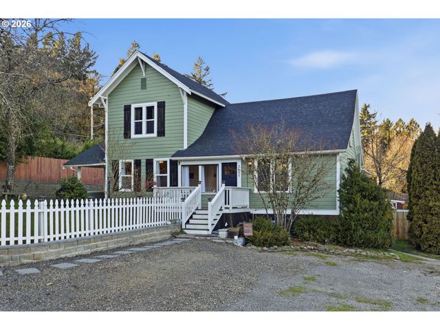 2695 DILLOW Dr, West Linn, OR 97068