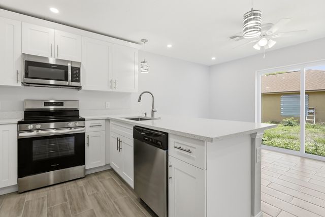 2955 Dunbar Street Unit B, Fort Myers, FL 33916