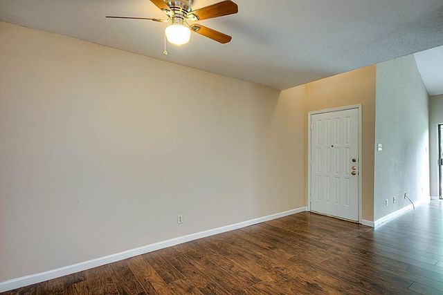 10811 Richmond Avenue 19, Houston, TX 77042