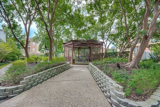 10811 Richmond Avenue 19, Houston, TX 77042