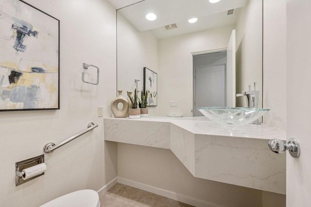 133 Rain Bird Circle, Palm Desert, CA 92211