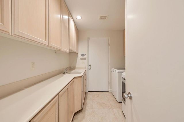 133 Rain Bird Circle, Palm Desert, CA 92211