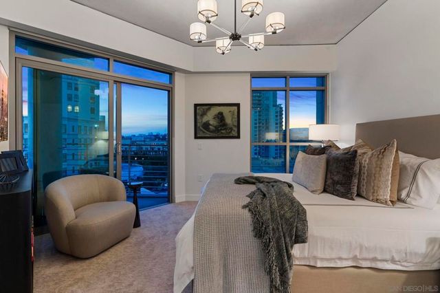 801 Ash St 801, San Diego, CA 92101