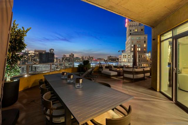 801 Ash St 801, San Diego, CA 92101