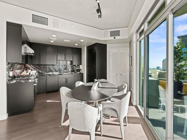 801 Ash St 801, San Diego, CA 92101