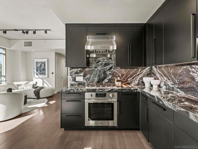 801 Ash St 801, San Diego, CA 92101