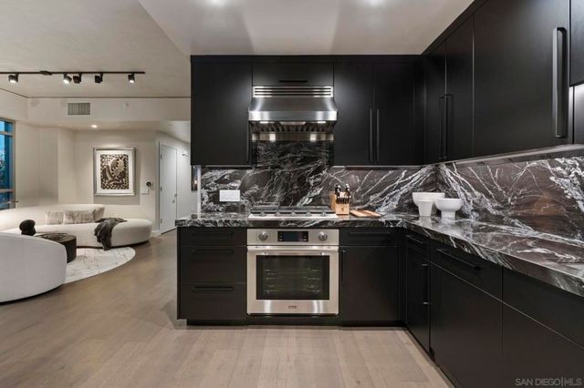 801 Ash St 801, San Diego, CA 92101