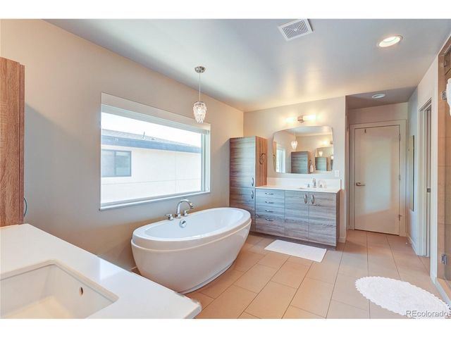 1141 S Cook St, Denver, CO 80210