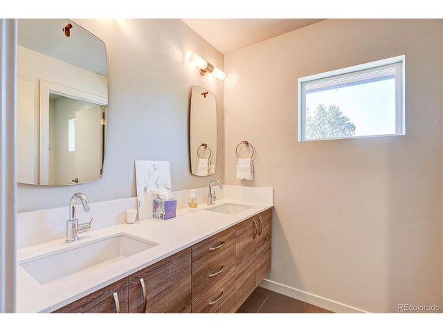 1141 S Cook St, Denver, CO 80210