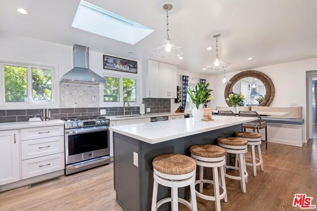 434 W Maple Avenue, El Segundo, CA 90245