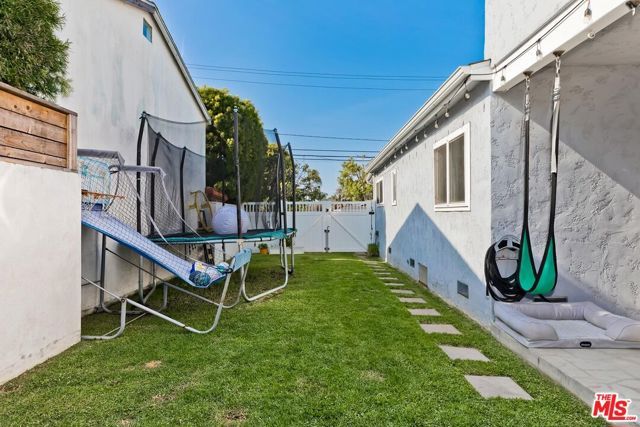 434 W Maple Avenue, El Segundo, CA 90245