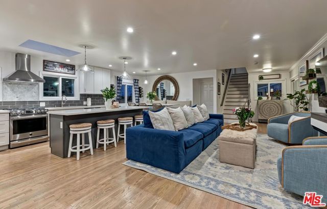 434 W Maple Avenue, El Segundo, CA 90245