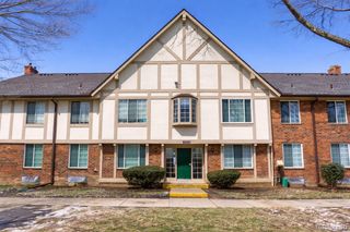 30200 Southfield Road 204, Southfield, MI 48076