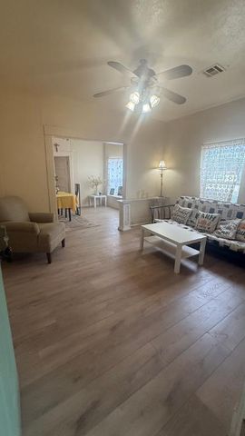 1215 NW 31st Street, Oklahoma City, OK 73118