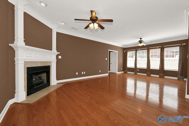 25A Jackson Way N, Decatur, AL 35603