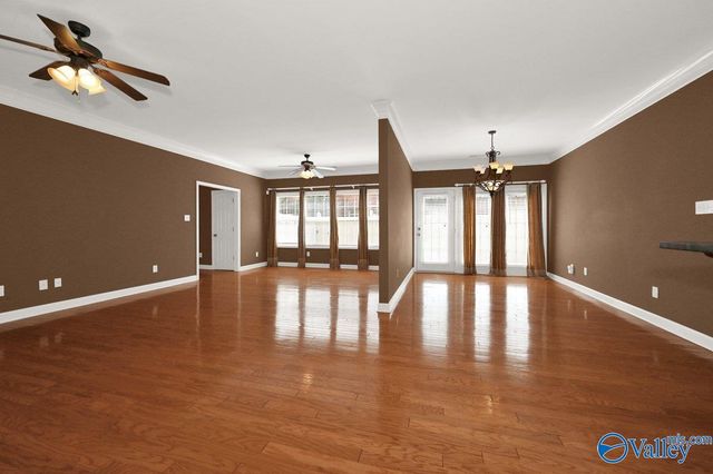 25A Jackson Way N, Decatur, AL 35603