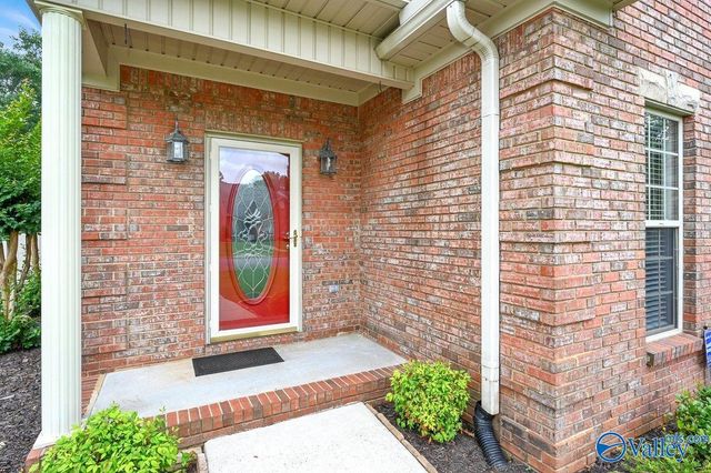 25A Jackson Way N, Decatur, AL 35603