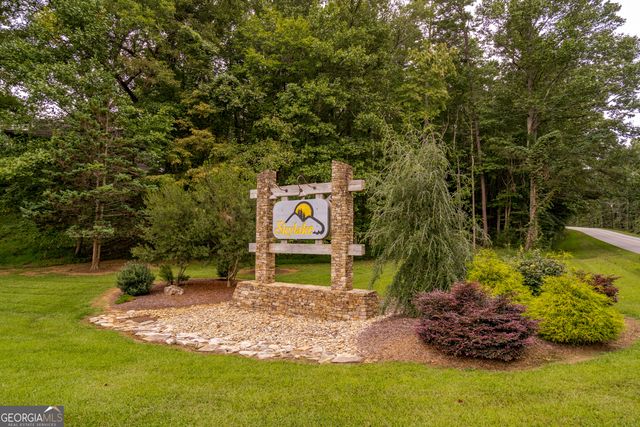 242 Hawks Nest, Sautee Nacoochee, GA 30571