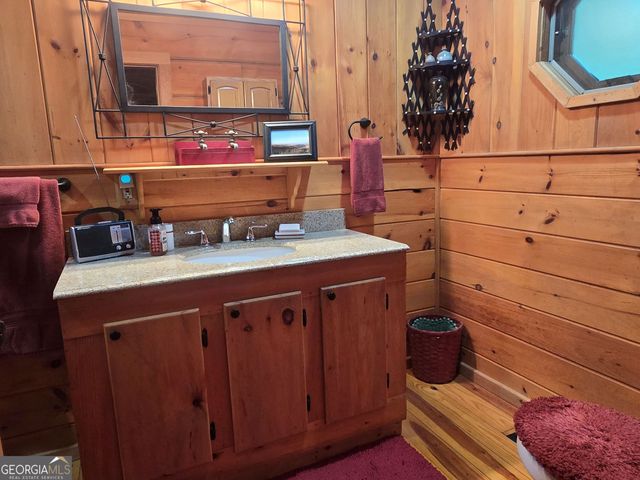 242 Hawks Nest, Sautee Nacoochee, GA 30571