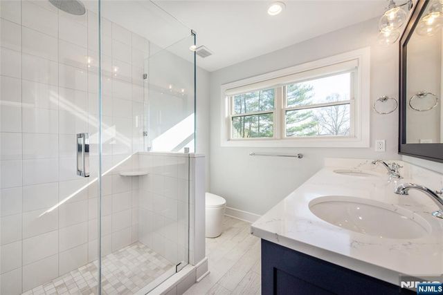 8 Broad Street, Demarest, NJ 07627