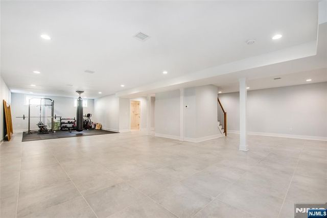 8 Broad Street, Demarest, NJ 07627