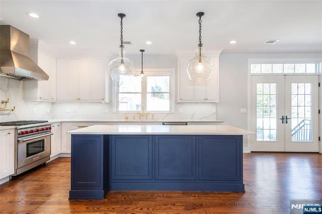 8 Broad Street, Demarest, NJ 07627