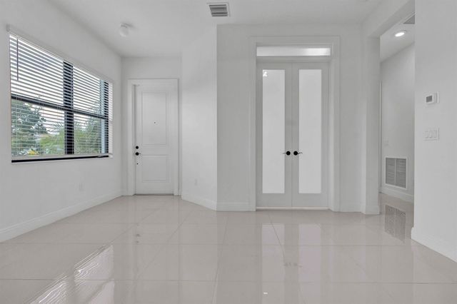 5501 Santa Rosa Lane, Westlake, FL 33470